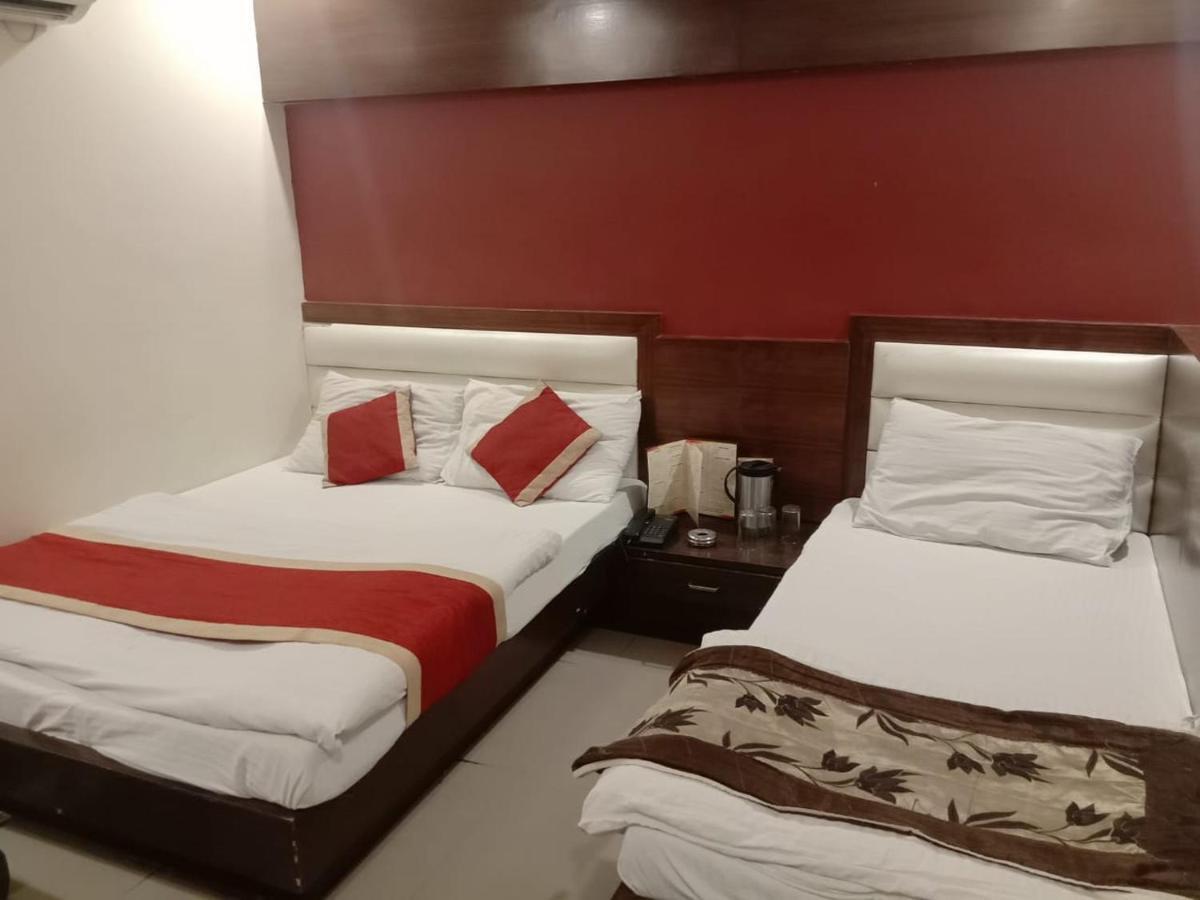 Hotel Star Palace New Delhi Exterior photo