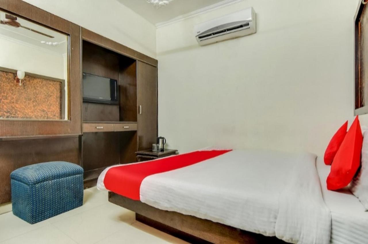 Hotel Star Palace New Delhi Exterior photo